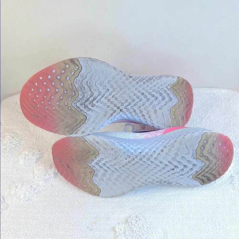Nike Epic React Flyknit Women's Size 10